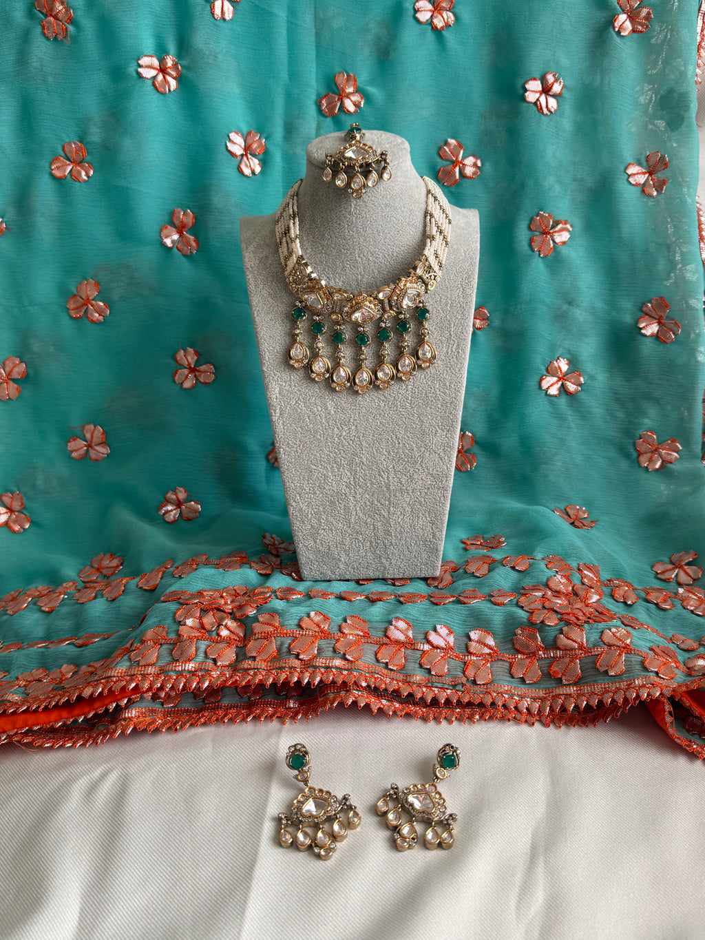 Choker Set W/ Matching Tikka & Earrings
