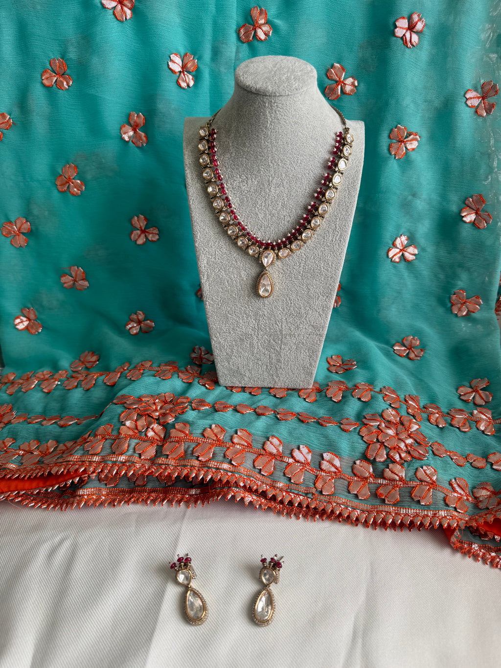Kundan Necklace w/Earrings