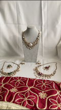 Kundan Necklace w/Earrings